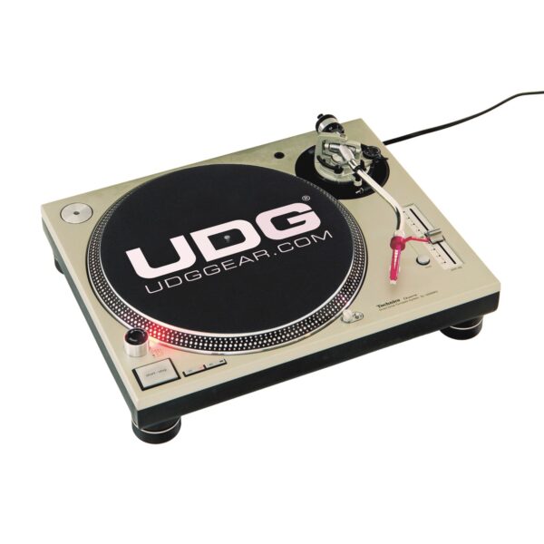 U9931 UDG Slipmat Set Black / White