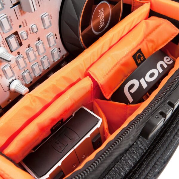 U9880BL/OR Ultimate DIGI Trolley To Go Black Orange Inside